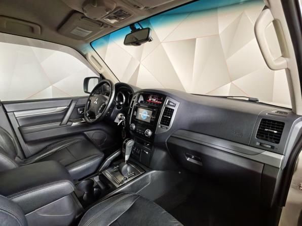 Mitsubishi Pajero IV Рестайлинг 2 с пробегом 2014 года, цена 2 289 000 рублей, 190911 км, внедорожник, Автокод Объявления