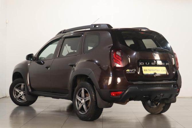 Renault Duster I Рестайлинг с пробегом 2017 года, цена 1 379 000 рублей, 169000 км, внедорожник, Автокод Объявления
