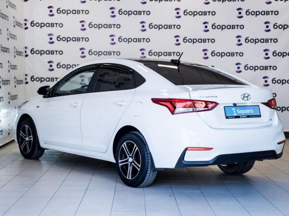 Hyundai Solaris II с пробегом 2017 года, цена 1 450 000 рублей, 136529 км, седан, Автокод Объявления