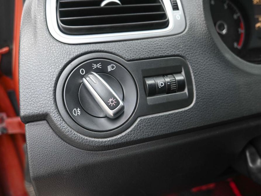 Volkswagen Polo V Рестайлинг Ростов-на-Дону  - изображение 18