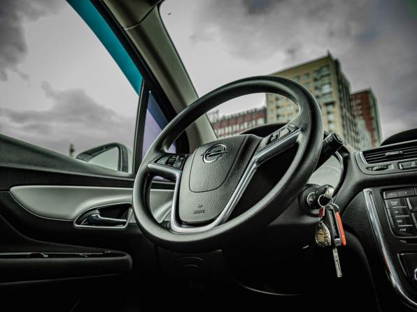 Opel Mokka I с пробегом 2014 года, цена 979 000 рублей, 129877 км, внедорожник, Автокод Объявления