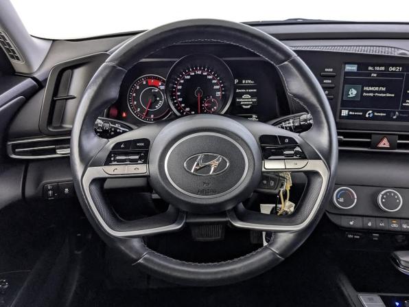 Hyundai Elantra VII (CN7) с пробегом 2022 года, цена 2 190 000 рублей, 29216 км, седан, Автокод Объявления
