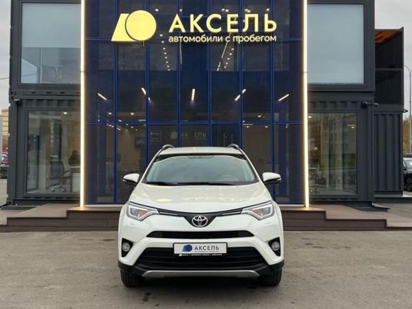 Toyota RAV4 IV (XA40) Рестайлинг с пробегом 2018 года, цена 2 519 000 рублей, 76900 км, внедорожник, Автокод Объявления