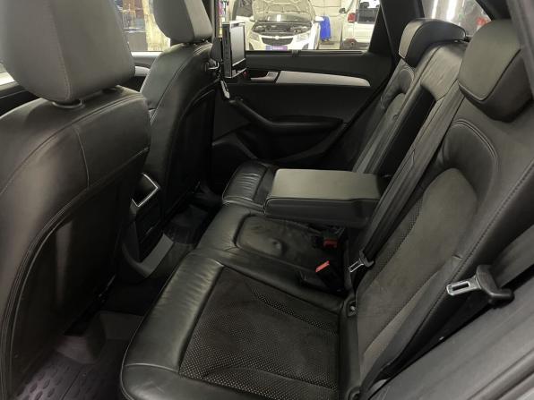 Audi Q5 I (8R) с пробегом 2010 года, цена 1 350 000 рублей, 189043 км, внедорожник, Автокод Объявления
