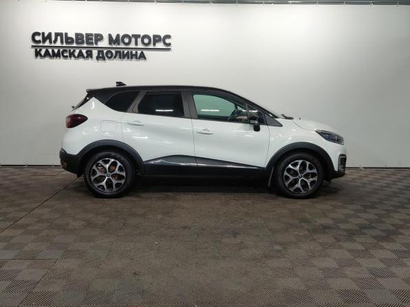 Renault Kaptur I с пробегом 2017 года, цена 1 640 000 рублей, 61800 км, внедорожник, Автокод Объявления