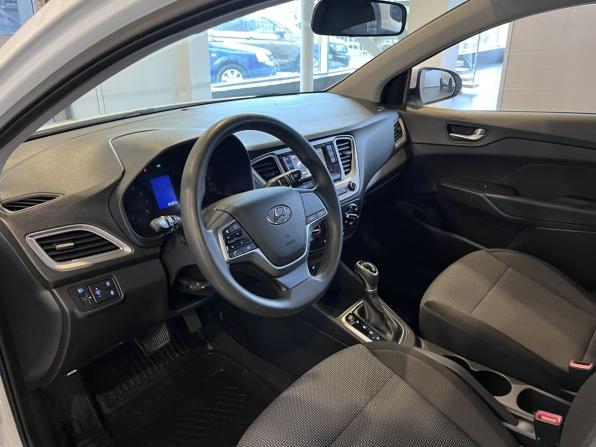 Hyundai Solaris II Рестайлинг с пробегом 2022 года, цена 1 774 000 рублей, 97425 км, седан, Автокод Объявления
