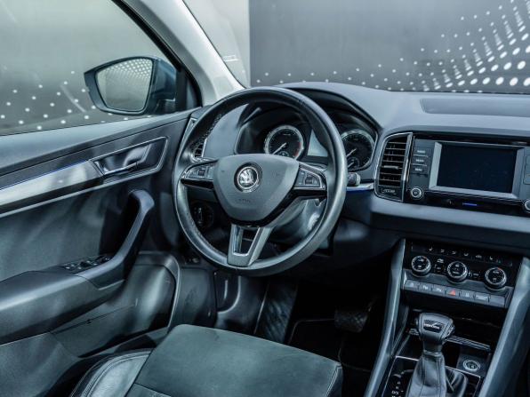Skoda Karoq I с пробегом 2020 года, цена 2 088 000 рублей, 109881 км, внедорожник, Автокод Объявления