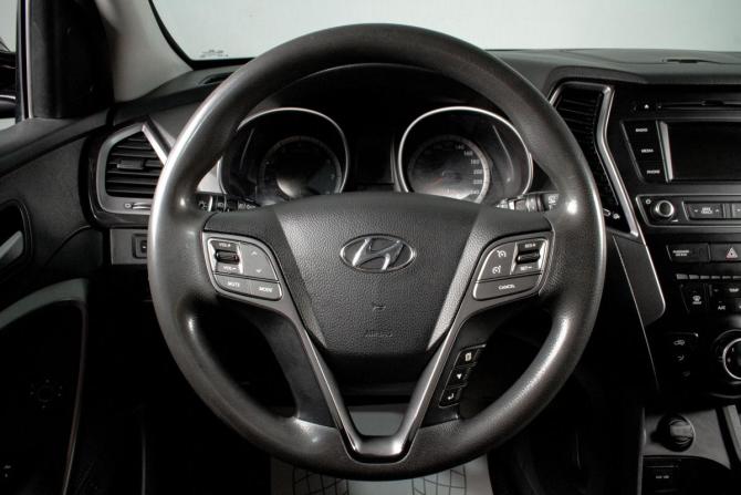 Hyundai Santa Fe III с пробегом 2013 года, цена 1 549 000 рублей, 228000 км, внедорожник, Автокод Объявления