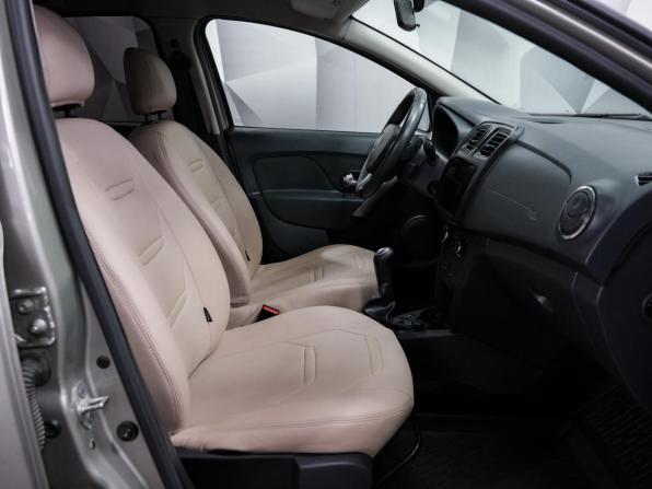 Renault Logan II с пробегом 2014 года, цена 624 000 рублей, 142000 км, седан, Автокод Объявления