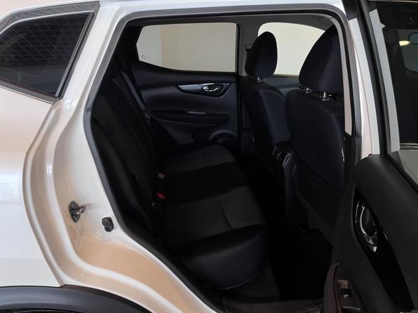 Nissan Qashqai II с пробегом 2016 года, цена 1 790 000 рублей, 130000 км, внедорожник, Автокод Объявления