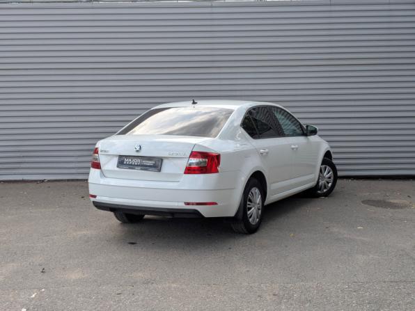 Skoda Octavia III (A7) Рестайлинг с пробегом 2020 года, цена 1 910 000 рублей, 65171 км, лифтбек, Автокод Объявления