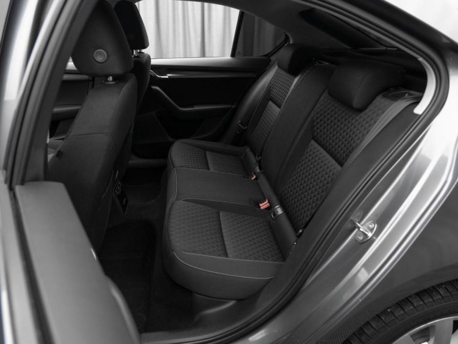 Skoda Octavia III (A7) Рестайлинг Москва  - изображение 12
