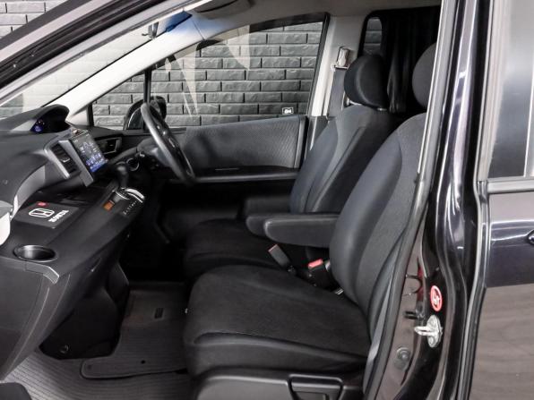 Honda Freed I Рестайлинг с пробегом 2012 года, цена 1 050 000 рублей, 189658 км, компактвэн, Автокод Объявления