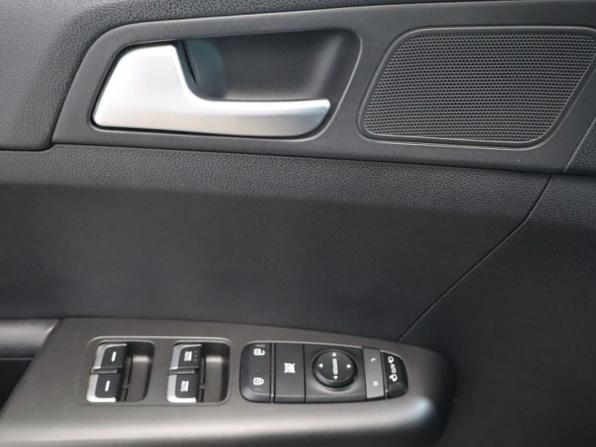 Kia Sportage IV Рестайлинг с пробегом 2019 года, цена 2 129 000 рублей, 94268 км, внедорожник, Автокод Объявления