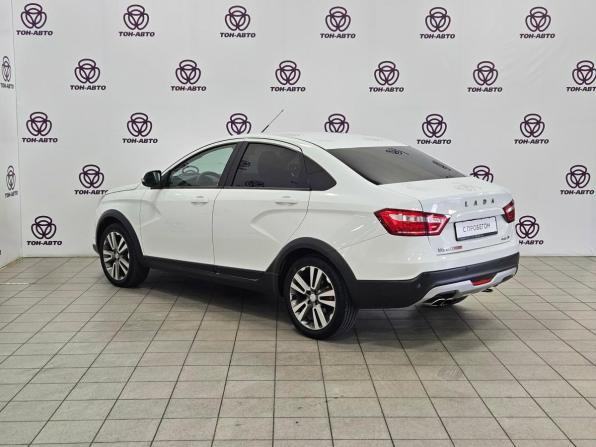 Lada (ВАЗ) Vesta I с пробегом 2018 года, цена 853 000 рублей, 142399 км, седан, Автокод Объявления