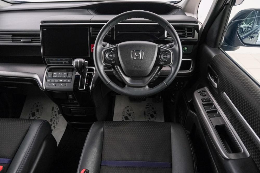 Honda Stepwgn V Рестайлинг Красноярск  - изображение 15