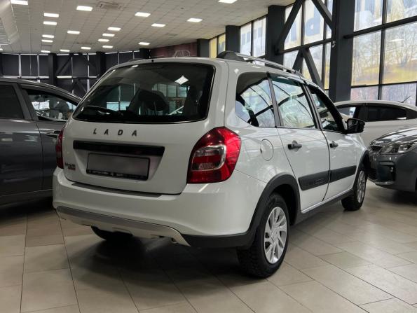 Lada (ВАЗ) Granta I Рестайлинг с пробегом 2022 года, цена 849 000 рублей, 64000 км, универсал, Автокод Объявления