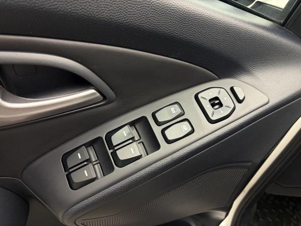 Hyundai ix35 I с пробегом 2011 года, цена 1 359 000 рублей, 159648 км, внедорожник, Автокод Объявления
