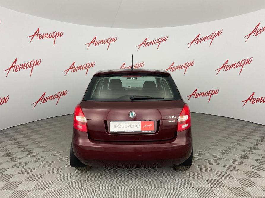 Skoda Fabia II Рестайлинг Псков  - изображение 4