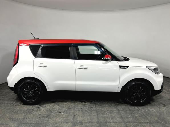 Kia Soul II Рестайлинг с пробегом 2017 года, цена 1 570 000 рублей, 90535 км, хэтчбек, Автокод Объявления