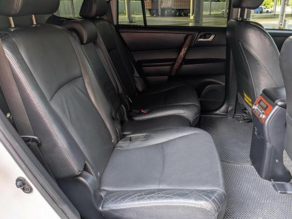 Toyota Highlander II (XU40) Рестайлинг с пробегом 2011 года, цена 2 099 500 рублей, 175000 км, внедорожник, Автокод Объявления