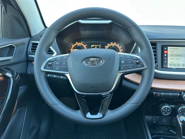 Lada (ВАЗ) Vesta I Рестайлинг (NG) с пробегом 2024 года, цена 1 703 000 рублей, 11092 км, универсал, Автокод Объявления