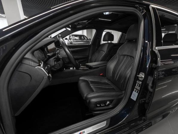 BMW 5 серии VII (G30/G31/G38) Рестайлинг с пробегом 2021 года, цена 4 550 000 рублей, 58630 км, седан, Автокод Объявления