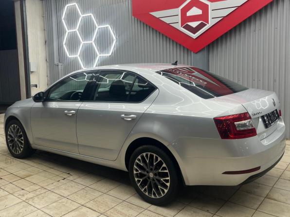 Skoda Octavia III (A7) Рестайлинг с пробегом 2017 года, цена 1 525 000 рублей, 130950 км, лифтбек, Автокод Объявления