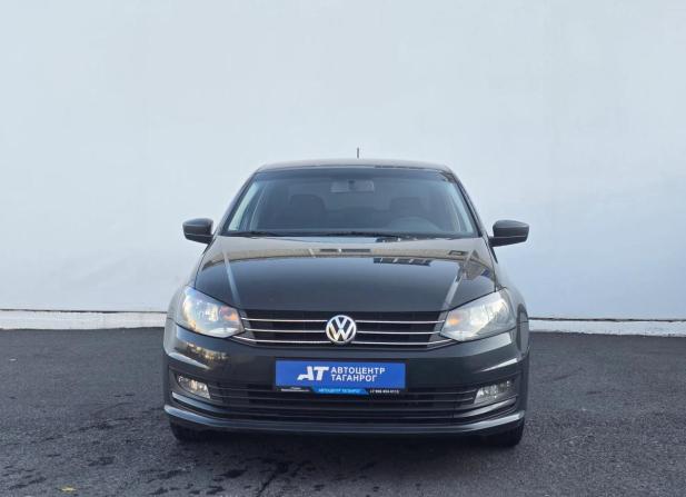 Volkswagen Polo V Рестайлинг с пробегом 2015 года, цена 999 000 рублей, 140000 км, седан, Автокод Объявления