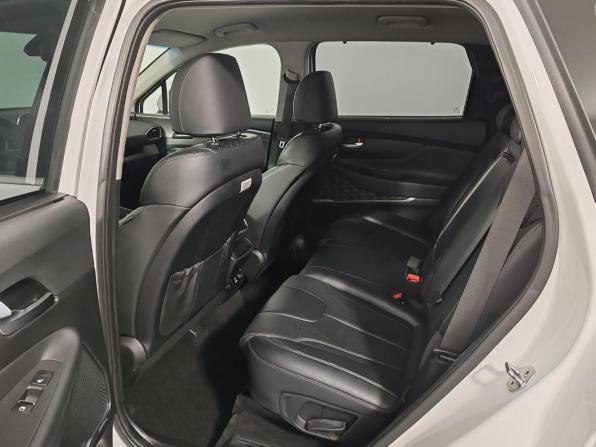 Hyundai Santa Fe IV с пробегом 2019 года, цена 2 699 000 рублей, 130054 км, внедорожник, Автокод Объявления