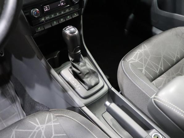 Skoda Rapid I Рестайлинг с пробегом 2019 года, цена 1 500 000 рублей, 77351 км, лифтбек, Автокод Объявления
