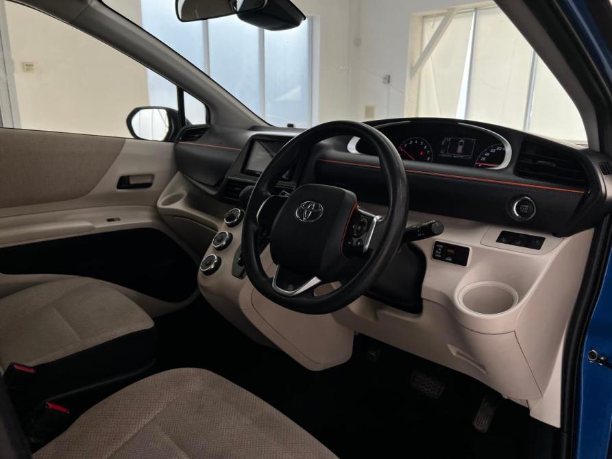 Toyota Sienta II Волгоград  - изображение 14