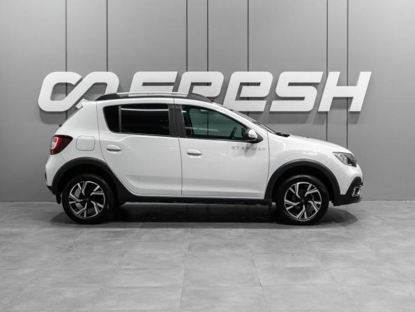 Renault Sandero II Рестайлинг с пробегом 2020 года, цена 1 155 111 рублей, 91867 км, хэтчбек, Автокод Объявления