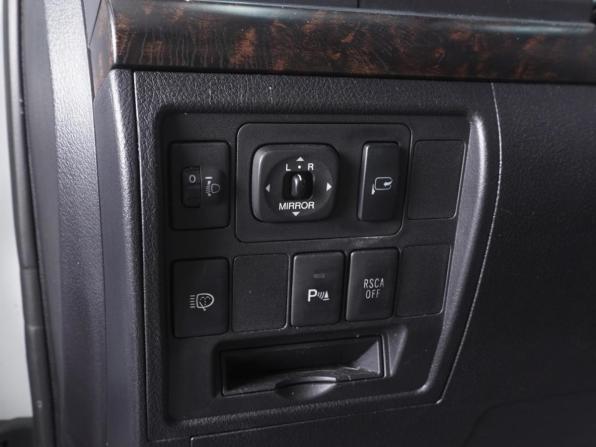 Toyota Land Cruiser 200 Series с пробегом 2007 года, цена 2 815 000 рублей, 179125 км, внедорожник, Автокод Объявления