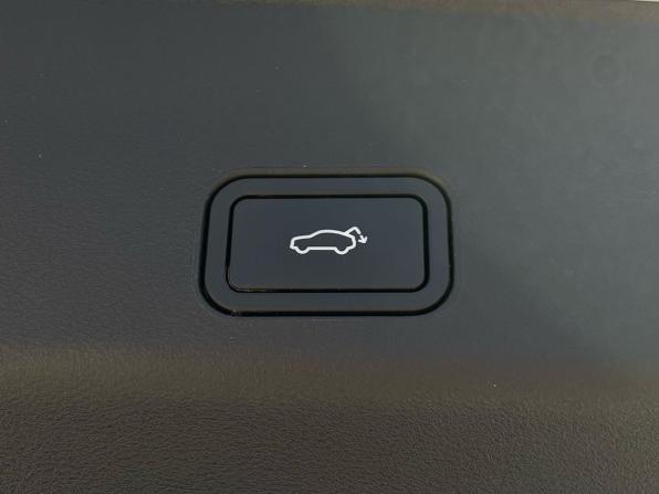 Geely Monjaro I с пробегом 2024 года, цена 2 780 000 рублей, 93000 км, внедорожник, Автокод Объявления