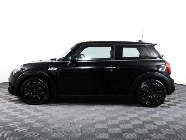 Mini Hatch III (F55/F56) Рестайлинг с пробегом 2020 года, цена 3 290 000 рублей, 27499 км, хэтчбек, Автокод Объявления