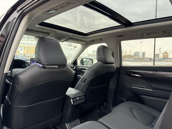 Toyota Highlander IV (XU70) с пробегом 2026 года, цена 5 400 000 рублей, 12 км, внедорожник, Автокод Объявления