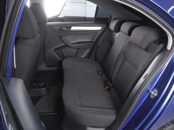 Skoda Rapid II с пробегом 2021 года, цена 1 999 000 рублей, 55409 км, лифтбек, Автокод Объявления