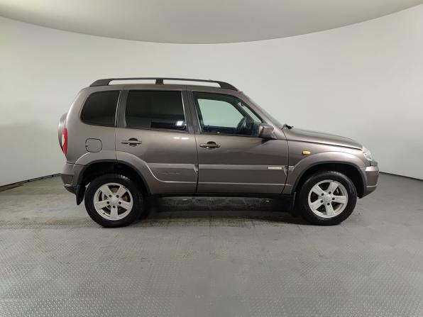 Chevrolet Niva I Рестайлинг с пробегом 2014 года, цена 570 000 рублей, 88800 км, внедорожник, Автокод Объявления