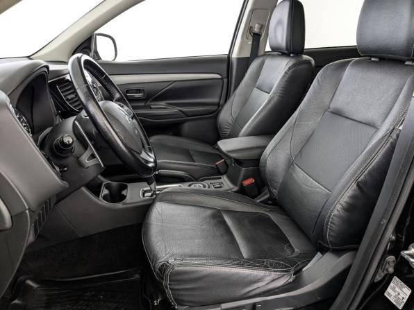 Mitsubishi Outlander III Рестайлинг с пробегом 2014 года, цена 1 440 000 рублей, 142103 км, внедорожник, Автокод Объявления
