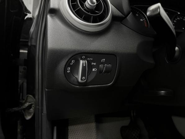 Audi A1 I (8X) с пробегом 2011 года, цена 845 000 рублей, 162347 км, хэтчбек, Автокод Объявления