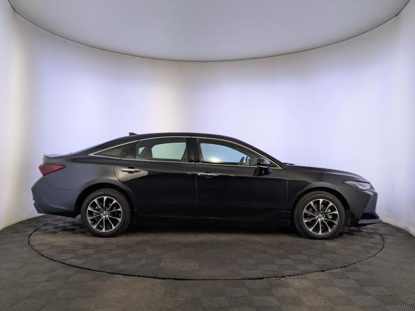 Toyota Avalon V с пробегом 2022 года, цена 3 335 000 рублей, 61953 км, седан, Автокод Объявления