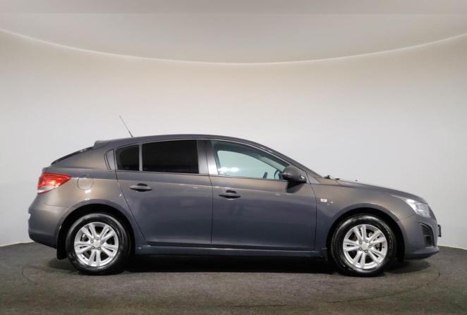 Chevrolet Cruze I Рестайлинг с пробегом 2013 года, цена 750 000 рублей, 120866 км, хэтчбек, Автокод Объявления