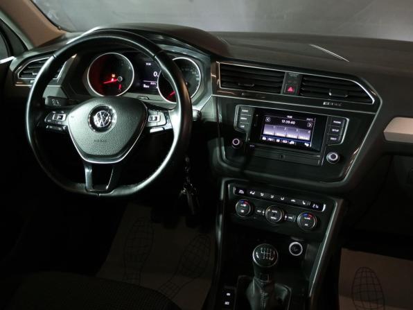 Volkswagen Tiguan II с пробегом 2017 года, цена 2 070 000 рублей, 94342 км, внедорожник, Автокод Объявления