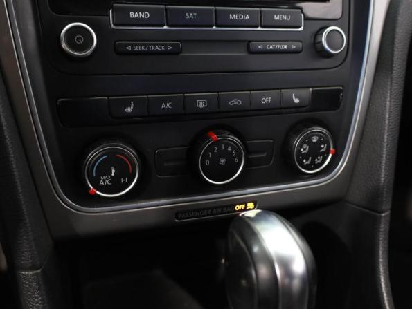 Volkswagen Passat (North America and China) I с пробегом 2014 года, цена 799 000 рублей, 241461 км, седан, Автокод Объявления