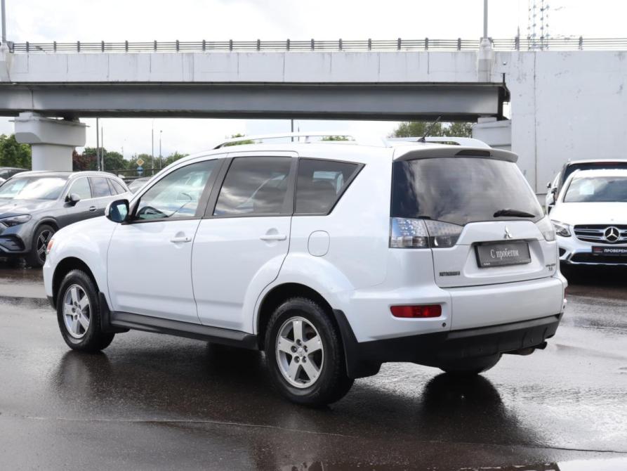 Mitsubishi Outlander II Рестайлинг Москва  - изображение 8