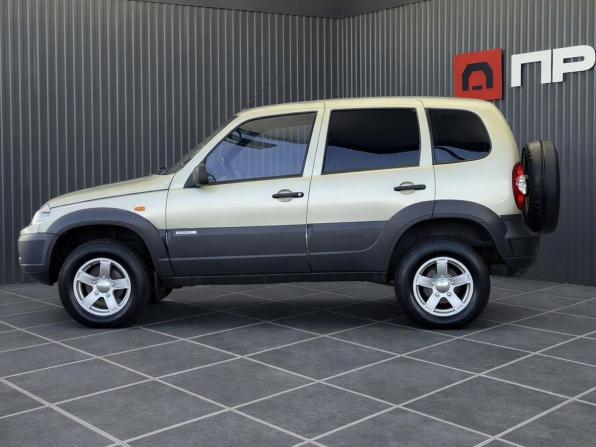 Chevrolet Niva I Рестайлинг с пробегом 2010 года, цена 337 000 рублей, 182301 км, внедорожник, Автокод Объявления