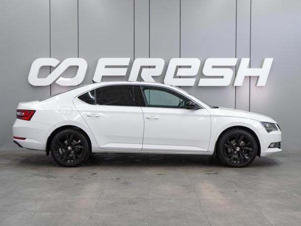 Skoda Superb III с пробегом 2017 года, цена 2 299 000 рублей, 120535 км, лифтбек, Автокод Объявления