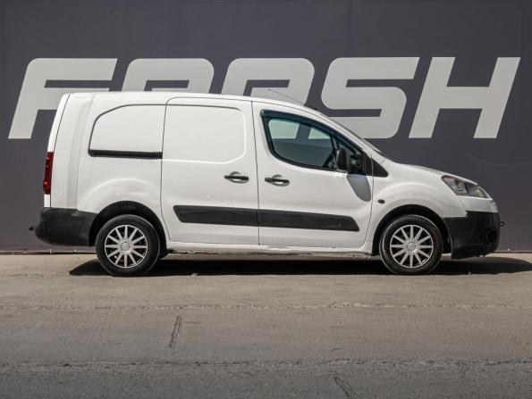 Peugeot Partner II с пробегом 2011 года, цена 565 000 рублей, 215205 км, фургон, Автокод Объявления