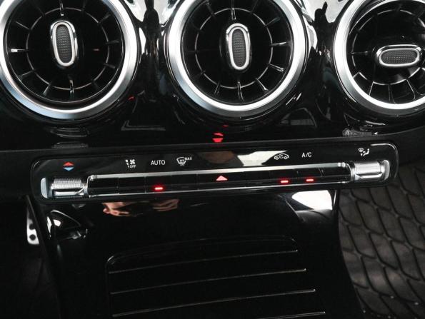 Mercedes-Benz A-Класс IV (W177) с пробегом 2020 года, цена 2 179 000 рублей, 128302 км, седан, Автокод Объявления